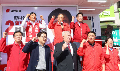 총선 이후 첫 선거 10·16 재보궐 공식 선거운동 시작…與野대표 최전방 간다