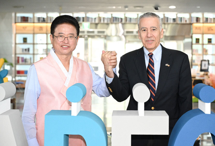 이철우, 골드버그 美대사에 APEC 정상회의 개최 노하우 전수해 달라