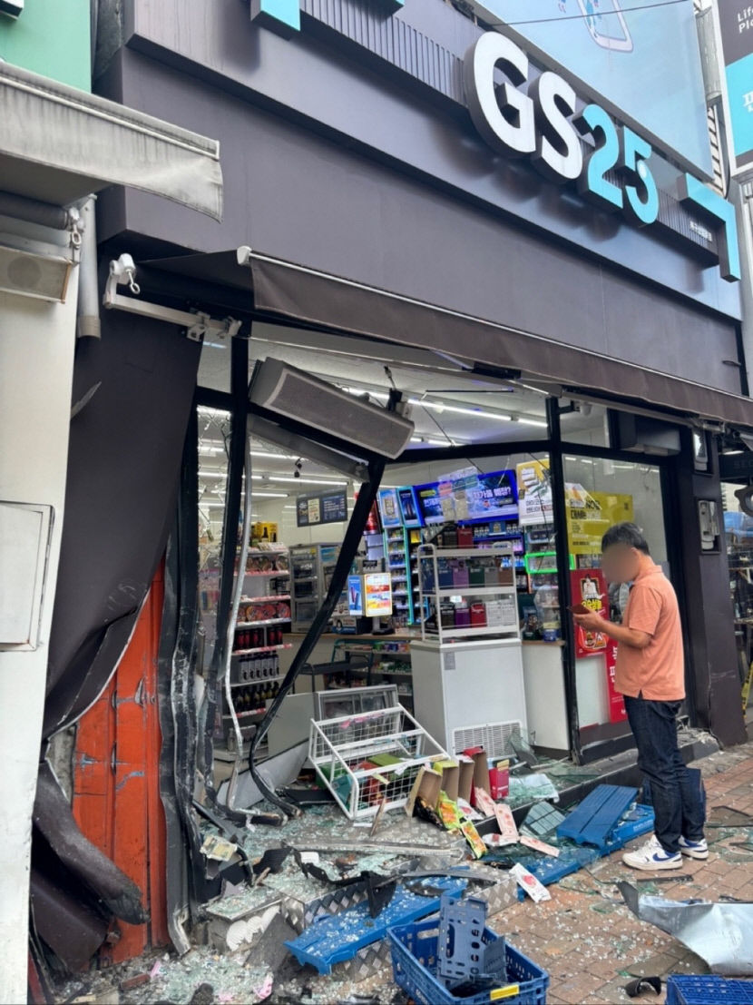 대구서 또 인도 돌진 사고…1명 사망, 3명 경상