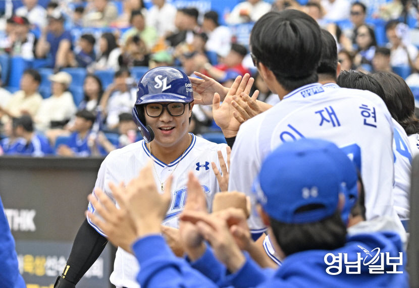 [포토뉴스] 플레이오프 첫 득점 삼성 윤정빈