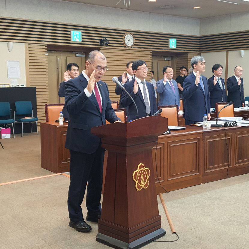 [국감] 퇴임 앞둔 홍원화 경북대 총장, 한국연구재단 이사장직 응모