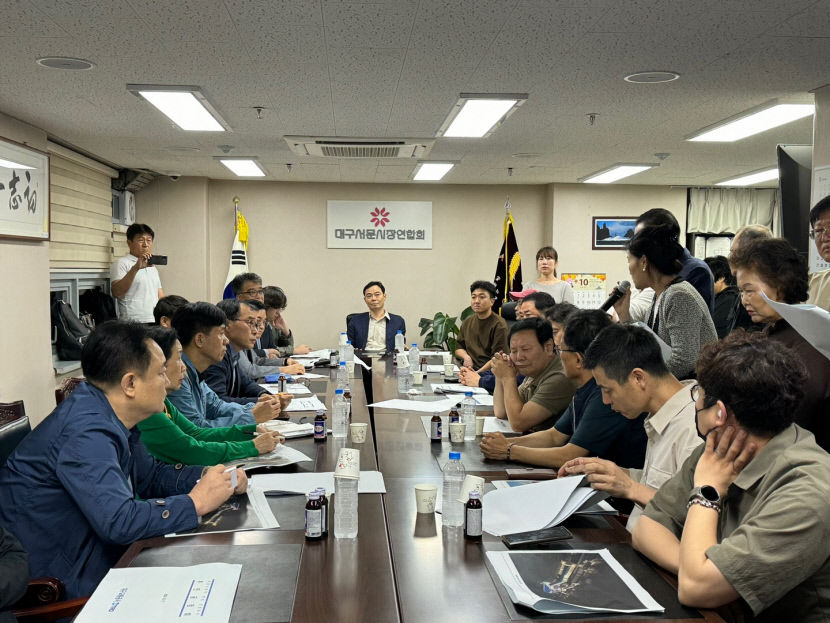 도시철도서문시장역 확장 동산육교 연결통로 두고 일부 상인들 반발…내홍 우려