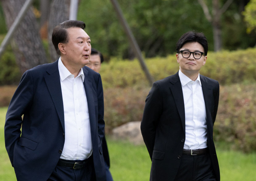 아이스아메리카노·제로콜라로 대화 나눈 尹-韓…면담 결과 주목