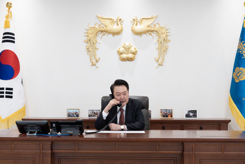 尹대통령, 北의 러시아 파병 관련 나토 사무총장과 통화…단계별 조치·나토 협력 언급