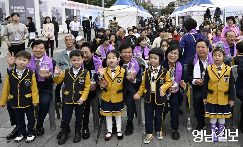 영호남 문화관광박람회 두번째 축제 광주 5·18광장에서 막 올라