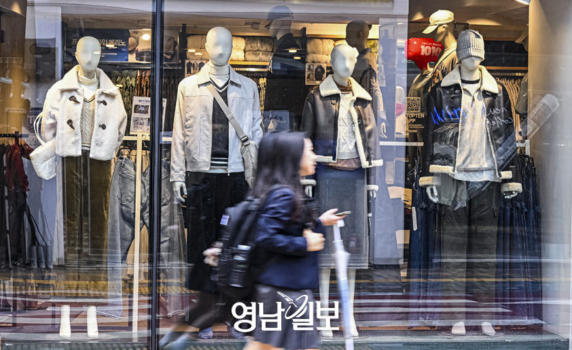 [포토뉴스] 쇼윈도에 찾아온 겨울
