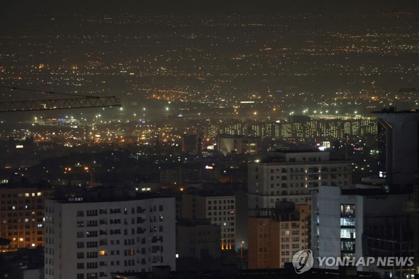 또 다시 폭발음 이스라엘, 이란 수도 테헤란 등에 보복 공격