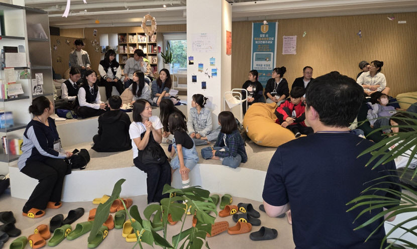 책으로 상상할 수 있는 모든 것 함께 읽고 쓰며 생각 나눠요