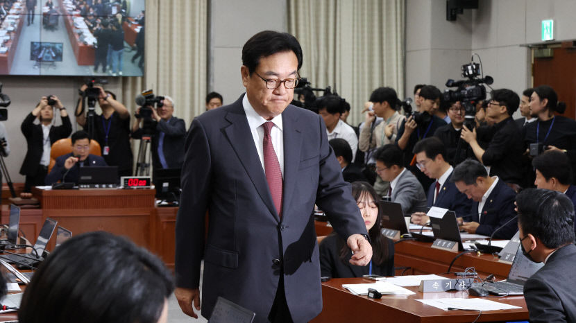 尹·명태균 통화 파장 지속…與 문제없다 vs 野 임기단축개헌·하야