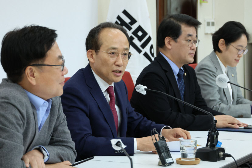 윤석열 대통령 공천개입 의혹-이재명 대표 사법 리스크…11월 정국 격랑