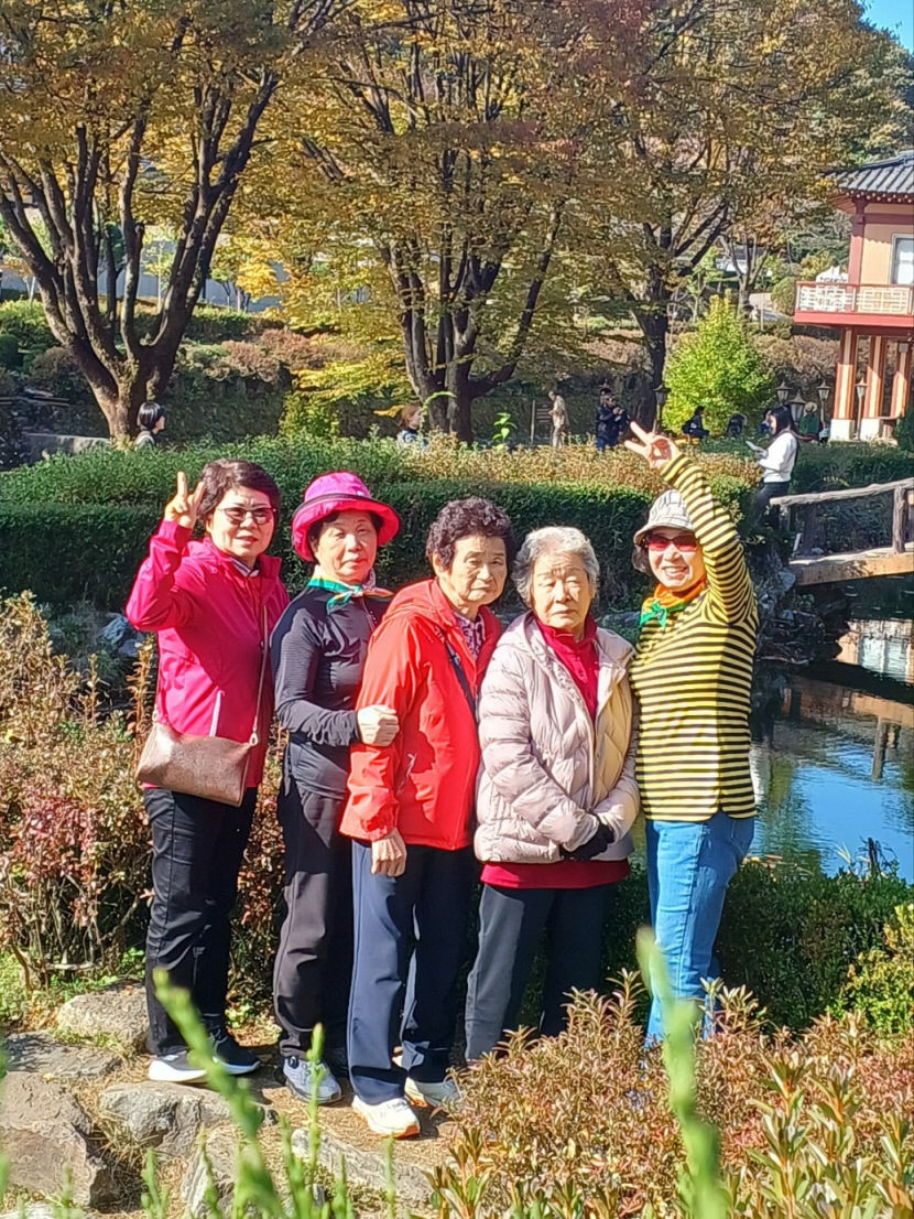 [동네뉴스- 스마트폰 세상보기] 다섯 자매의 가을 여행
