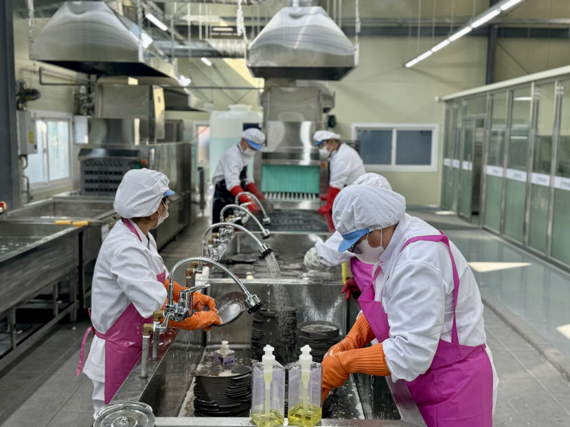 기후위기 맞서고 일자리 늘린다 대구 달서자활센터 다회용기 세척 사업단
