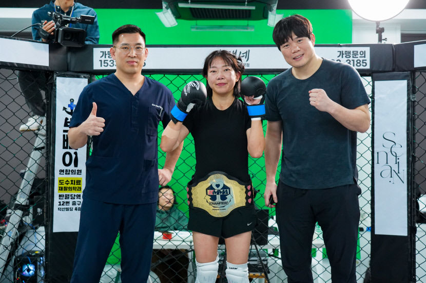 여경 파이터 허유라 KMMA초대 여성부 스트로급 챔피언 등극