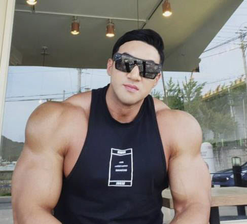 징맨 황철순, 연인 폭행 혐의 2심서 감형…징역 9개월