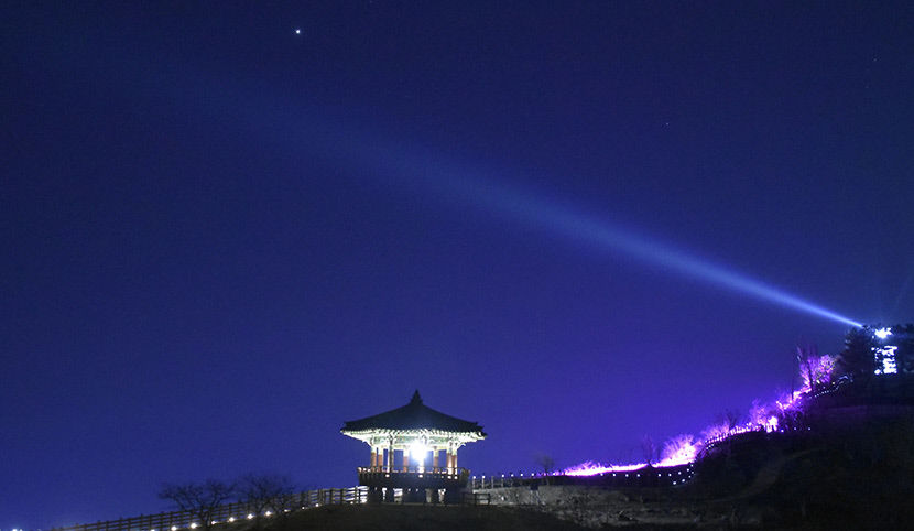 [울진 가볼만한 곳] 등대 불빛 아래 후포항·동해 절경 일품인 야경맛집