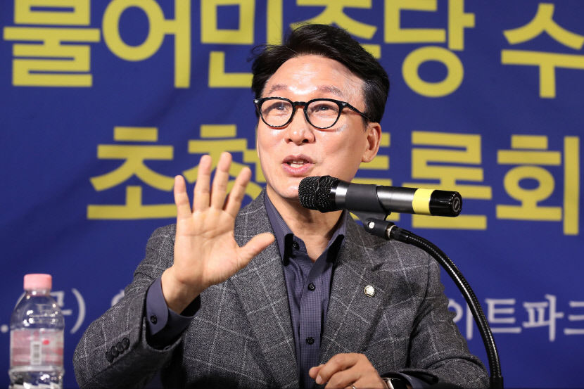 김민석 민주당 수석 최고위원 尹 정권 마비 상태