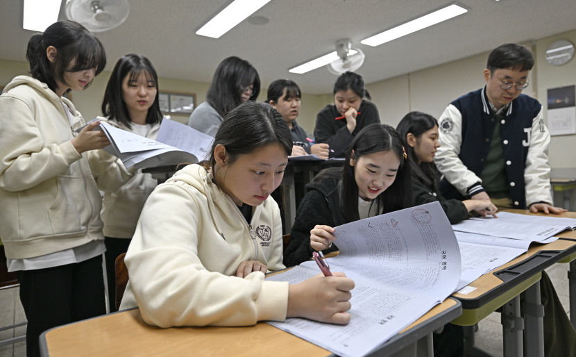 가채점 결과 지원 가능 점수…경북대 의대 287·경영 235점 이상