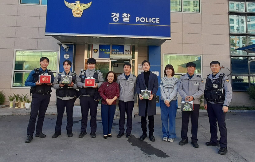 예천소방서 등 3곳에 떡케이크 전달