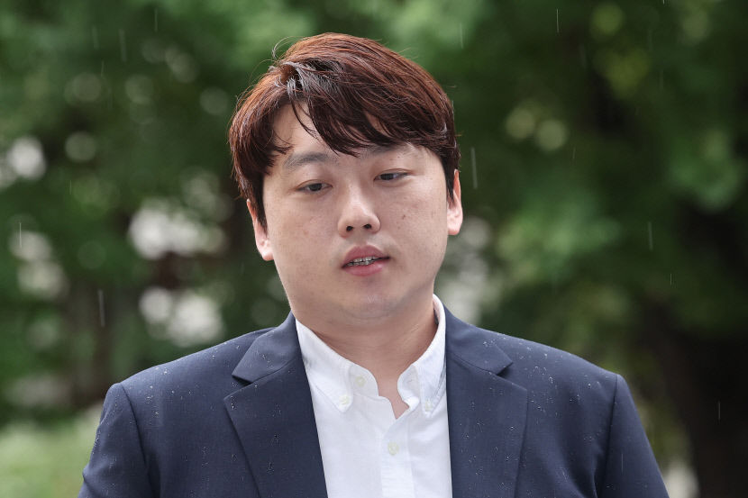 박단 내년 의대 신입생도 휴학 동참할 것 예상…모집 정지가 최선