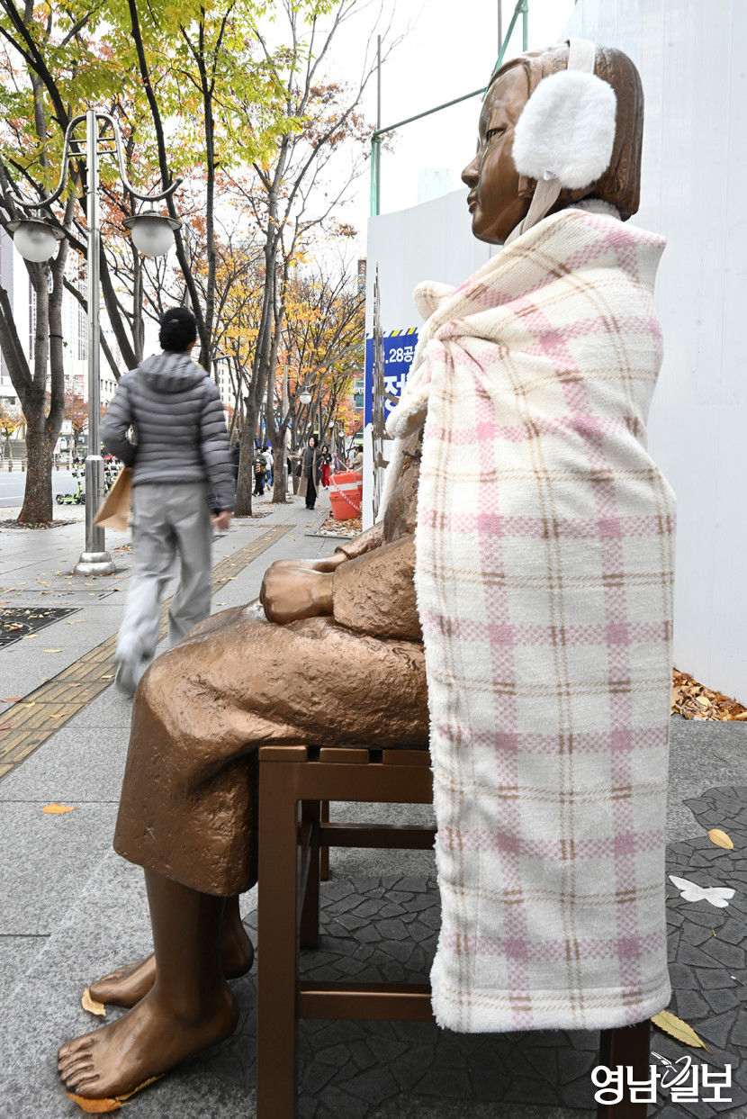 [포토뉴스] 월동준비 마친 소녀상
