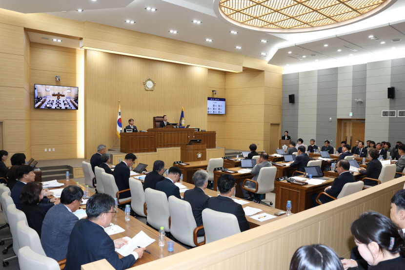 예천군의회, 제276회 제2차 정례회 개회…26일간 의사일정 돌입