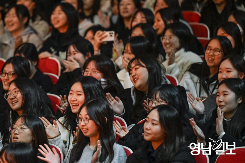 [포토뉴스] 힐링타임 가지는 고3 수험생들