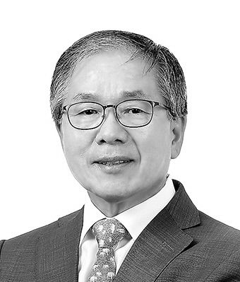[경제와 세상] 운칠기삼이 아니라 기칠운삼이다