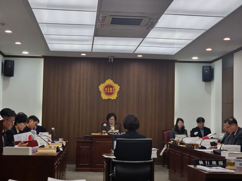 대구경북행정통합 동의안 대구시의회 상임위원회 통과