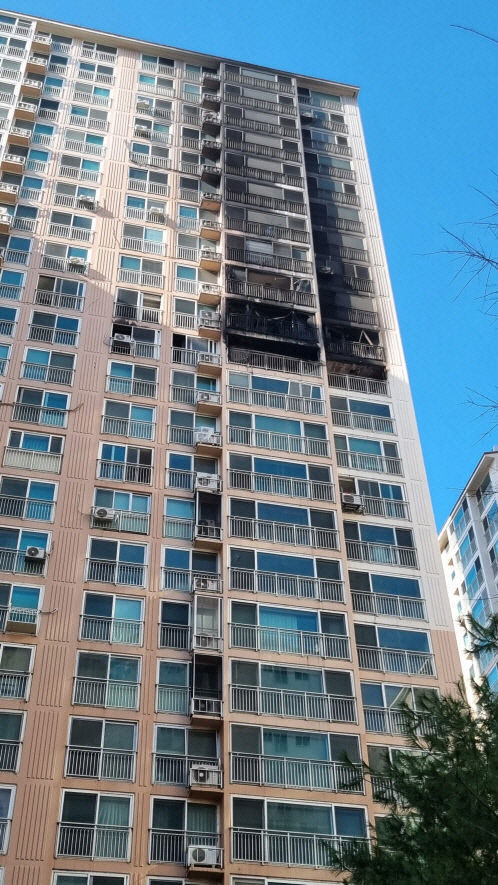 대구 수성구 아파트 화재, 부탄가스 아닌 살충제?