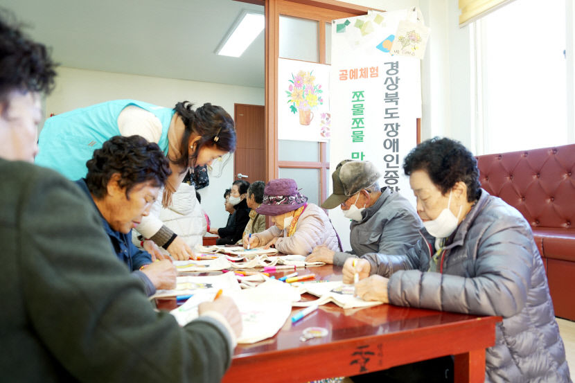청송군, 찾아가는 행복병원 운영…뜨거운 주민 호응