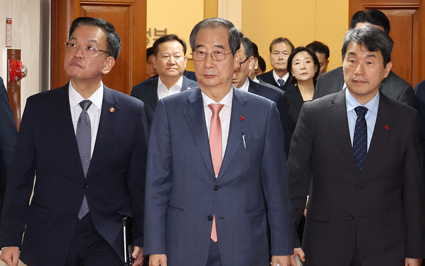 국무위원 상당수 비상계엄령 반대에도 대통령 뜻 못 꺾어