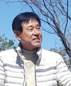 전진석 시집 비탈길 사람들 7일 매일신문사서 출판기념회