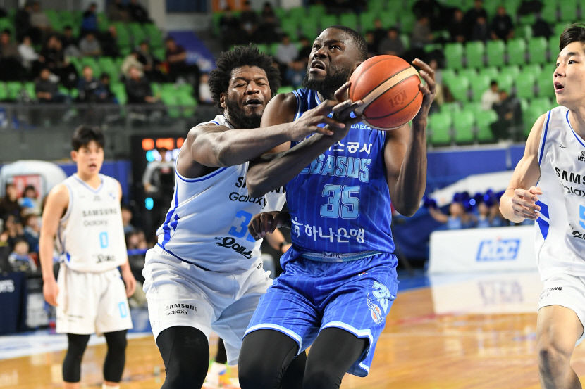 가스공사 삼성에 59-74 패…3연승 실패 리그 3위 하락