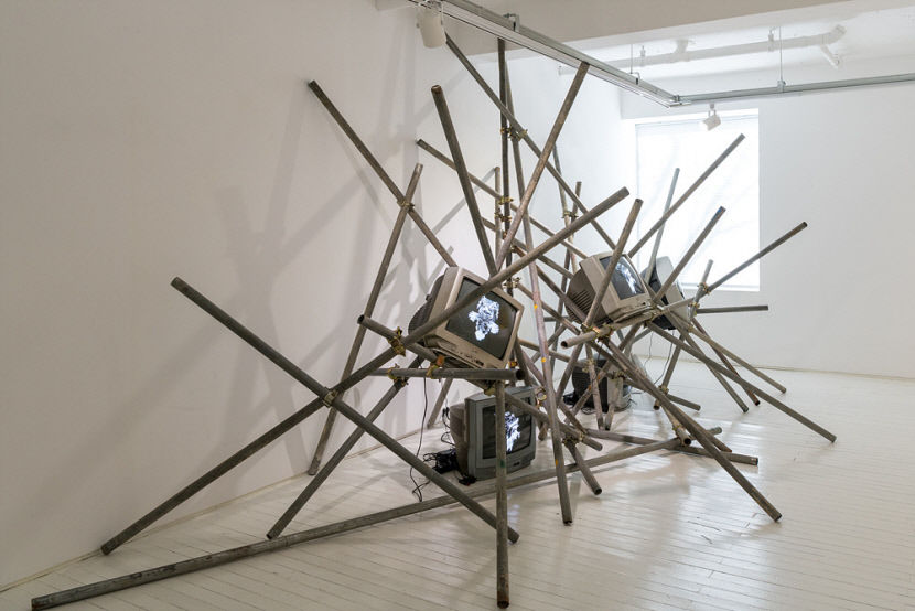 시안미술관 예술통신사 : 시대를 진단하는 예술 담론 #럭키비키展 개최