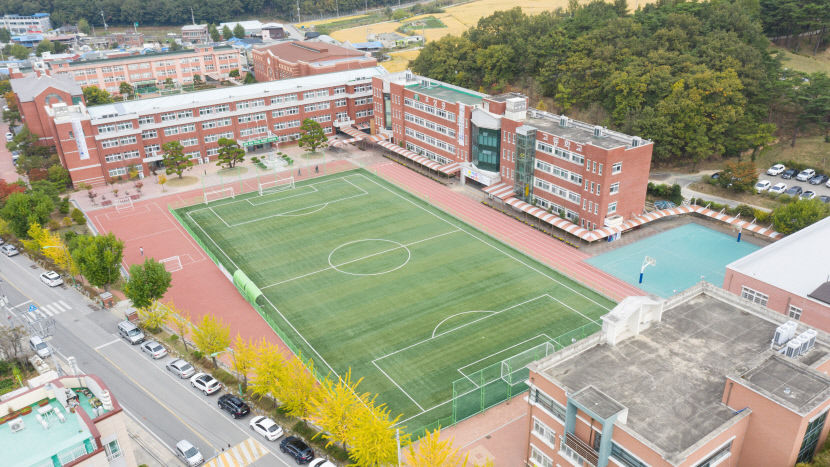 구미 오상고, 일 냈다...2025학년 서울대 수시 전형 7명 합격자