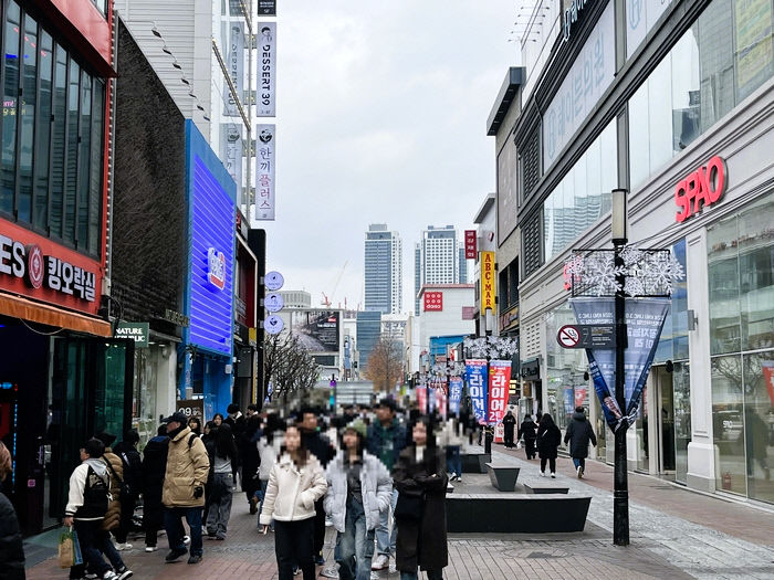 이젠 푹 잘수 있다 탄핵 후 대구시민 일상회복을 열망했다
