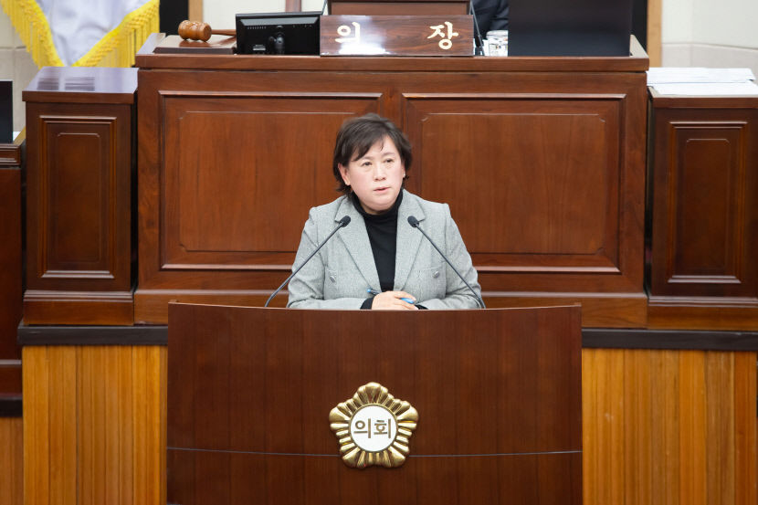 구미하이테크밸리 분양완료 1년 4개월 지났지만, 신호등도 고장, 대중교통도 없어
