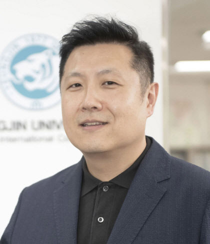 [2025 전문대 정시] 영진전문대, 한국서 존경받는 전문대 1위 선정…올해 교육부 발표 취업률 79% 선두