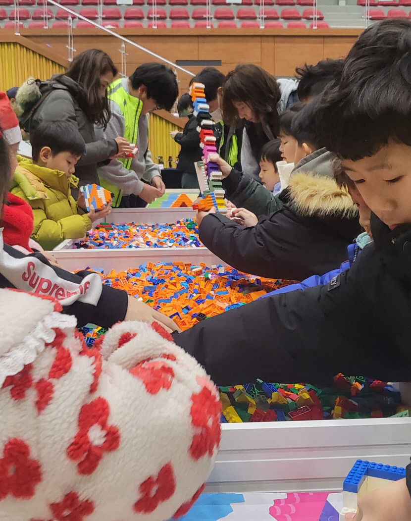 레고로 펼쳐진 세상…청도에서 취미와 꿈을 잇는 행사 열렸다