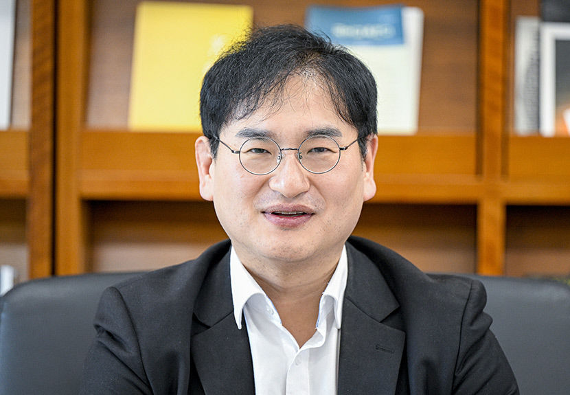 폭력보다는 타협…말 위에선 천하를 얻어도 다스릴 순 없다