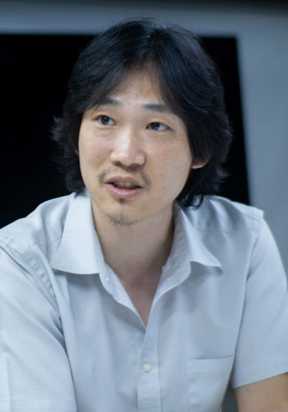 [TALK&TALK] 김지영·김현규·안민열 대구 청년 연극인 3인3색 인터뷰 대구 연극인들 타 극단 배타적 태도 줄이고 화합하는 게 중요