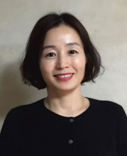 [2025 영남일보 신춘문예] 김미정 시인 당선 소감 버티려면 단단해져야 하는 침목 같은 시간 지나…이제는 맘껏 시 쓰려 해