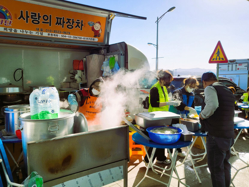[제주항공 무안 참사] 르포/  조금이라도 힘 됐으면 무안에 쏟아진 온정