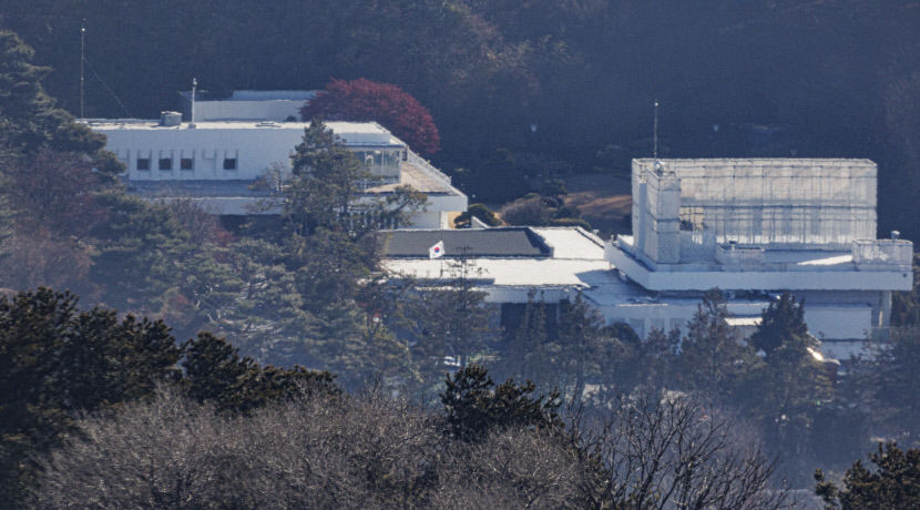 체포·구금 위기 놓인 윤석열 대통령…尹 측 불법·무효 반발