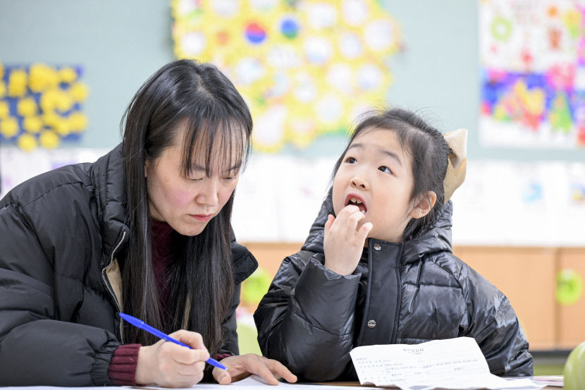 첫 학교, 첫 만남 설렘 가득한 초등학교 예비소집