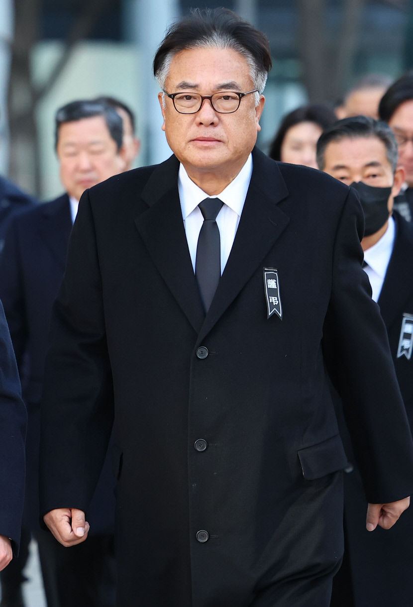 여야, 내란 고발전… 민주당 내란 선전죄 고발에 국민의힘 무고 맞고발