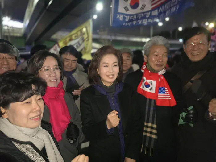 대통령 체포 시도 무산되면서 정국 소용돌이...TK의원들도 목소리 내기 시작