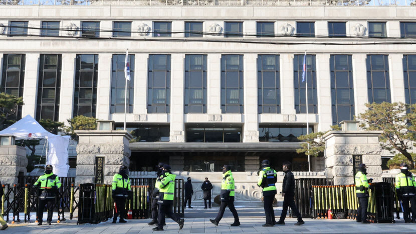 탄핵심판 내란죄 철회 논란 지속…국회 측 변경된 것 없다…尹측 각하돼야