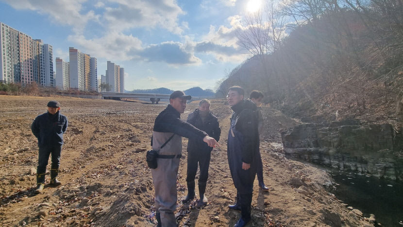 환경단체 동화천 생태계 파괴 지적에...대구 동구청, 물길 공사 다시한다