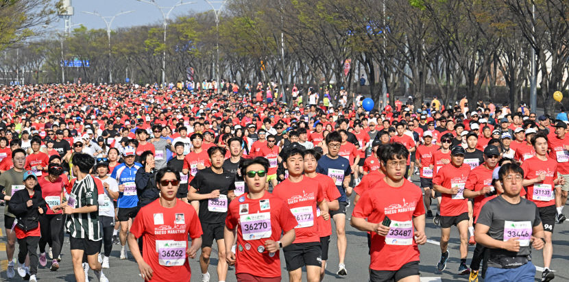 MZ, 스포츠 열풍 주도…골프·테니스 지고 러닝 뜬다